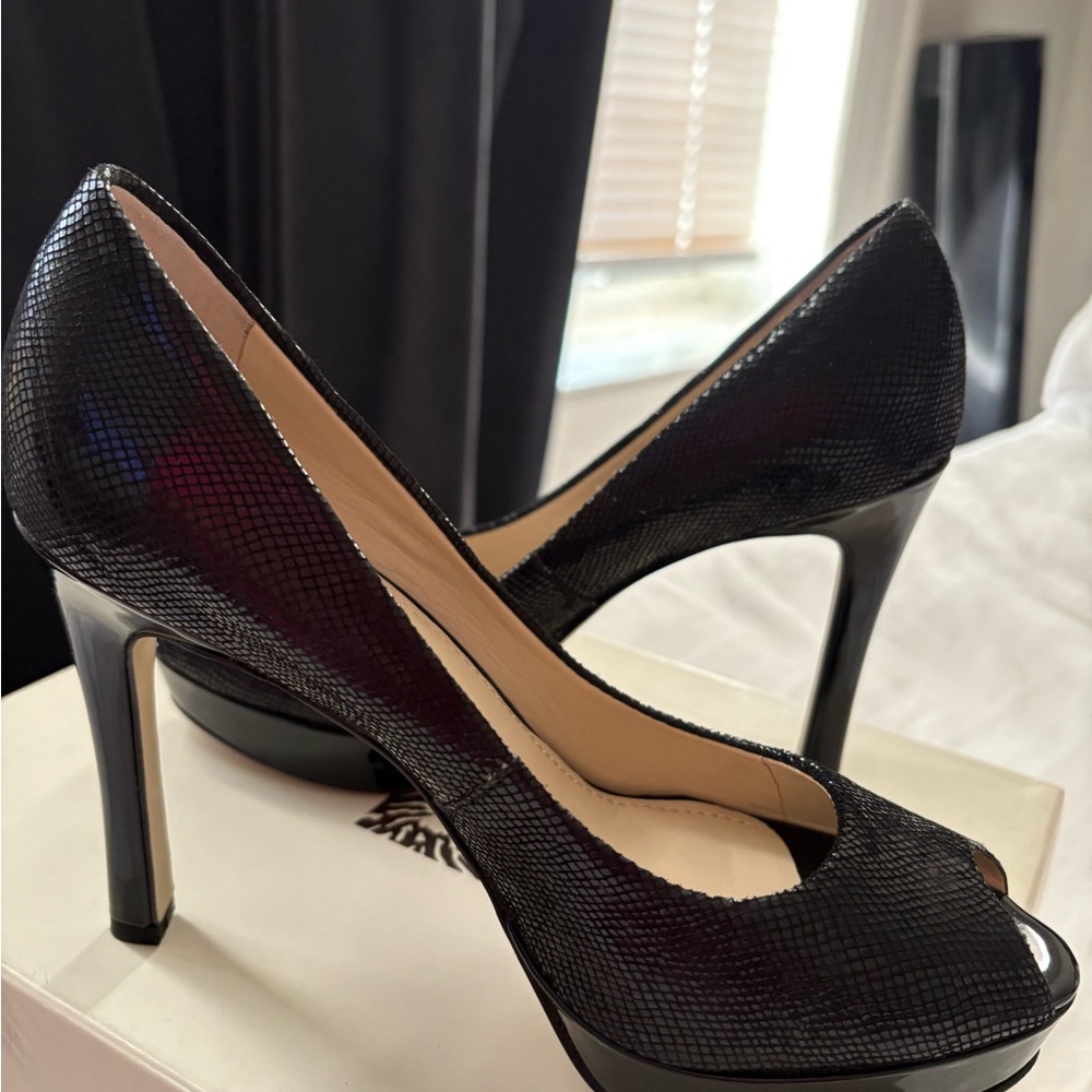 Anne Klein Black Textured Heels
